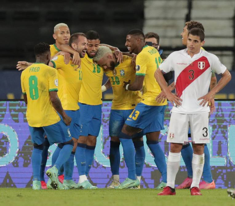 Brasil derrotó a Perú y va por décima copa américa