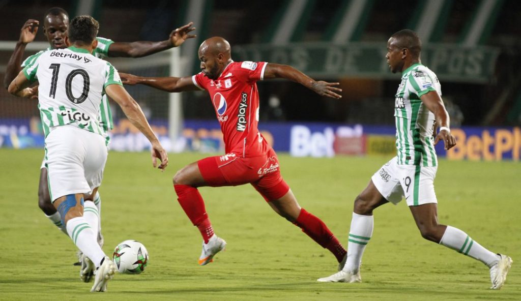 Atlético Nacional superioridad América