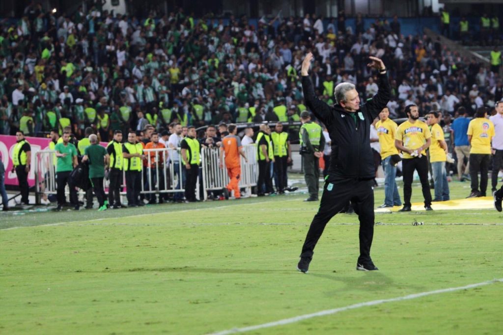 NACIONAL Y UN PREOCUPANTE REGSITRO CON SUS TÉCNICOS