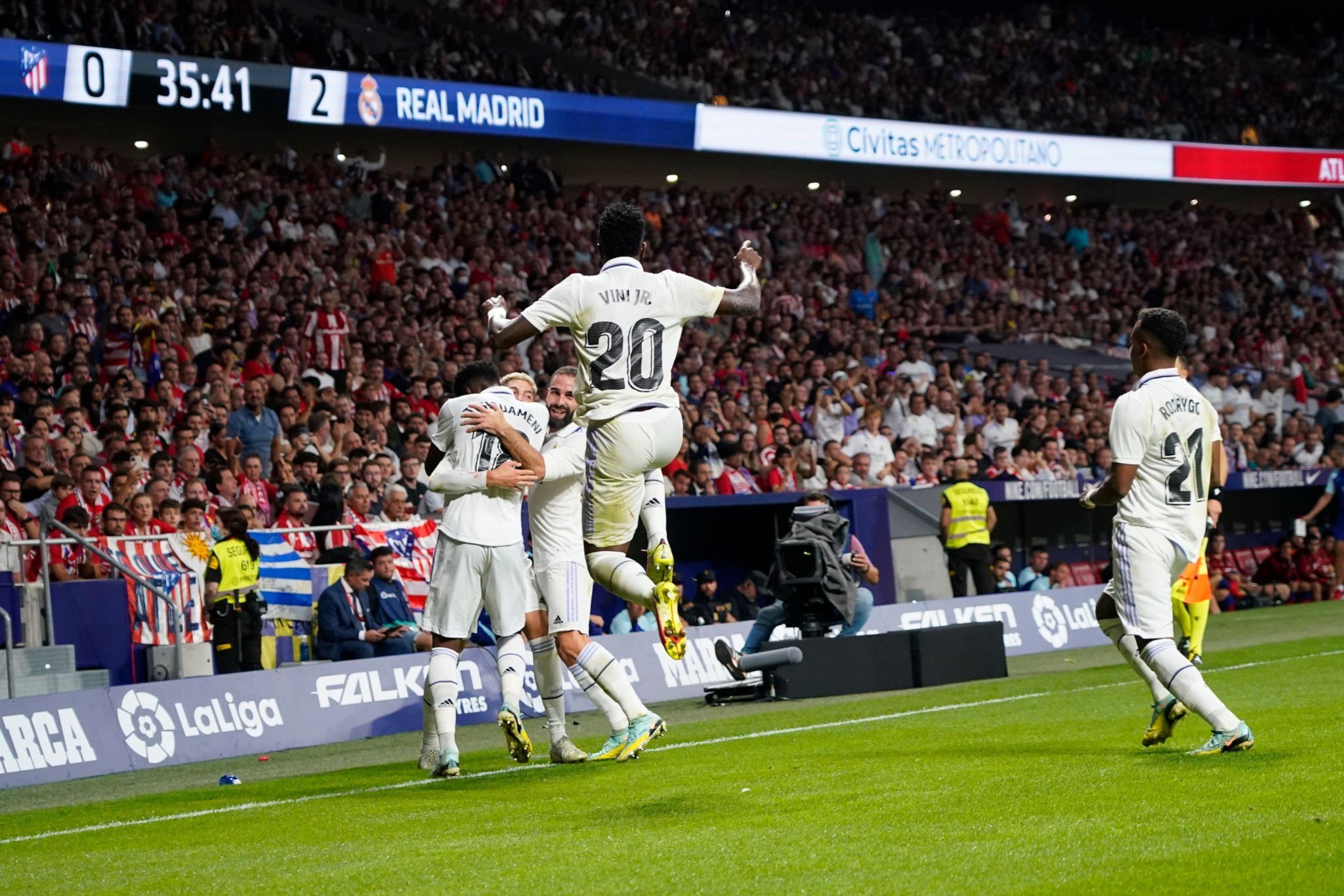 Real Madrid se quedó con el derbi de la capital