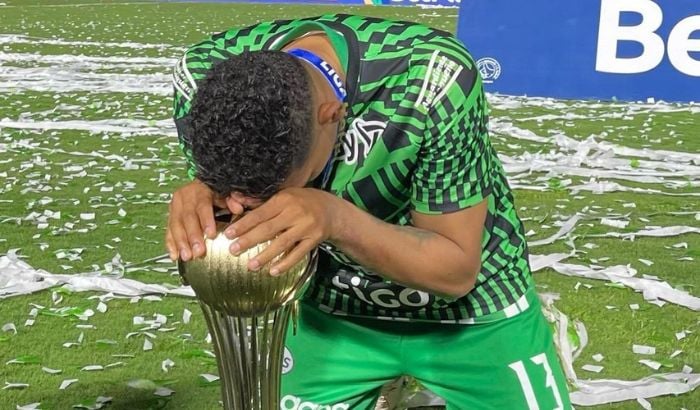 Con sentido mensaje, Mejía se despidió de Nacional