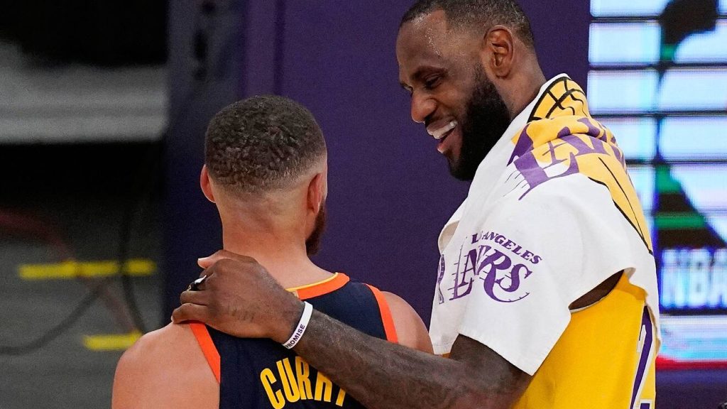 ¿CURRY DESAGRADECIDO O LEBRON INGENUO?