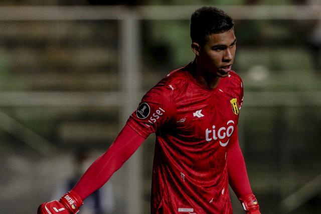 ESTE ES EL PORTERO COLOMBIANO QUE LLEGÓ AL MILAN