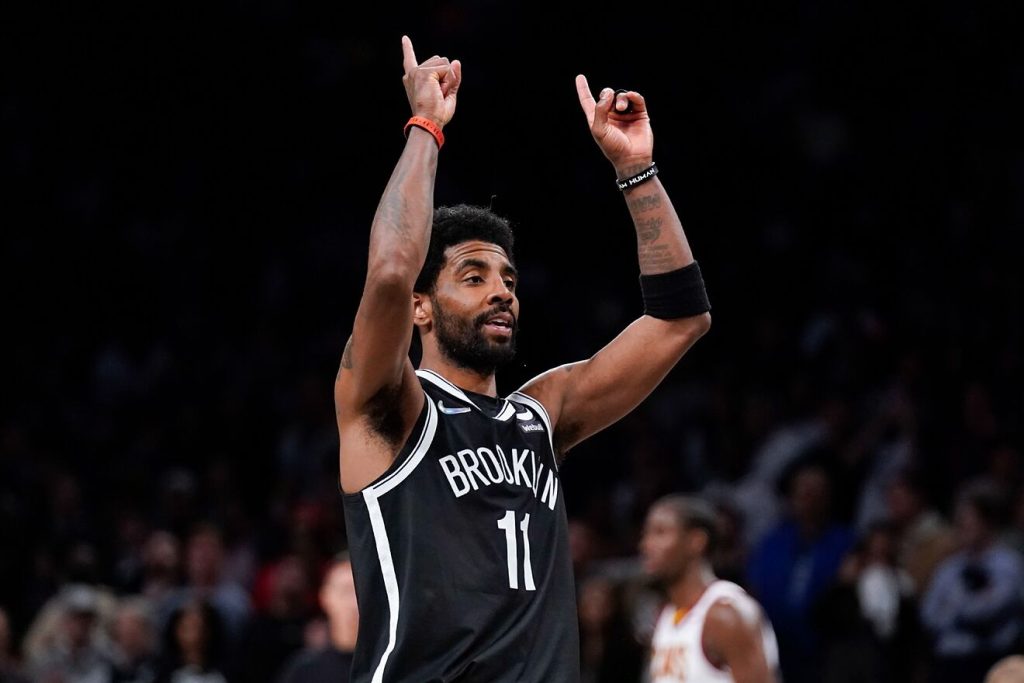 IRVING VUELVE A PUJAR POR SU SALIDA DE LOS NETS