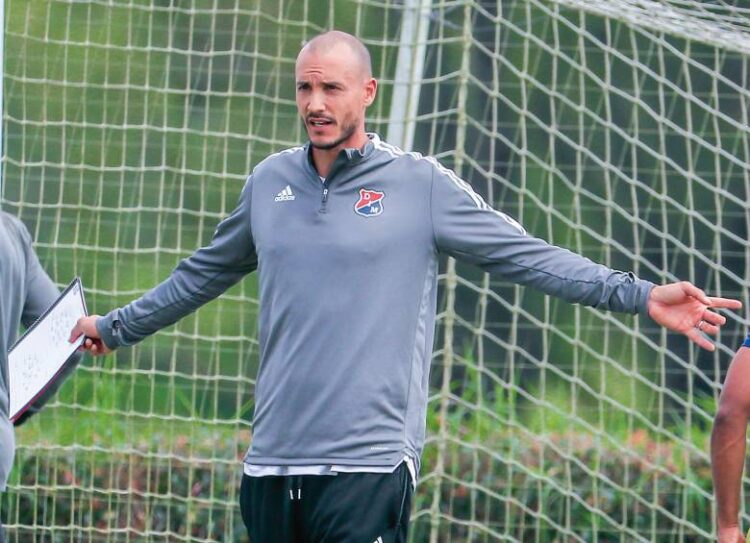 GONZÁLEZ: "EL EQUIPO HACE LAS COSAS BIEN"