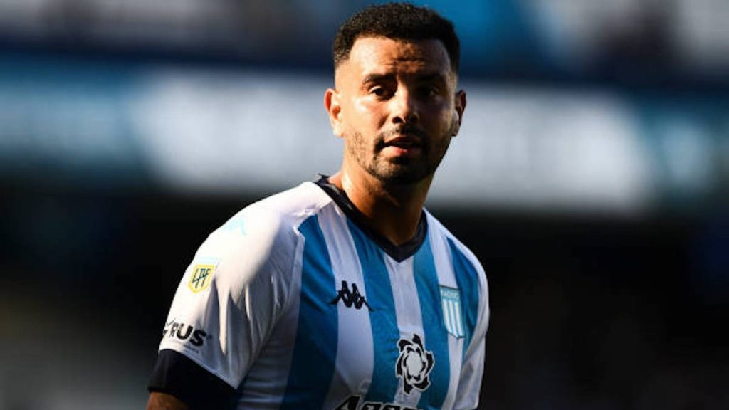 CARDONA, CON UN PIE EN RACING Y OTRO EN UN BICAMPEÓN DEL CONTINENTE