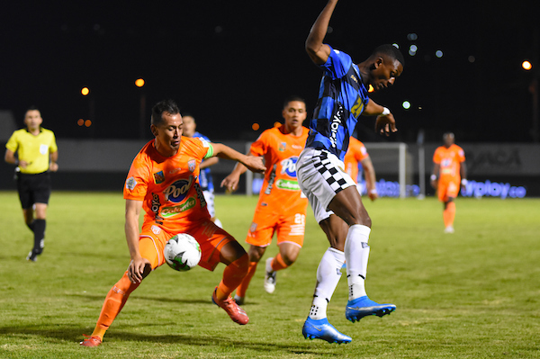 DOS CLUBES MODESTOS CRECIERON EN EL ARRANQUE DE LIGA