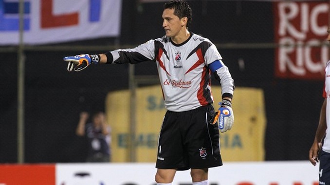 ALDO BOBADILLA ESTÁ EN LOS PLANES DE UN COLOMBIANO