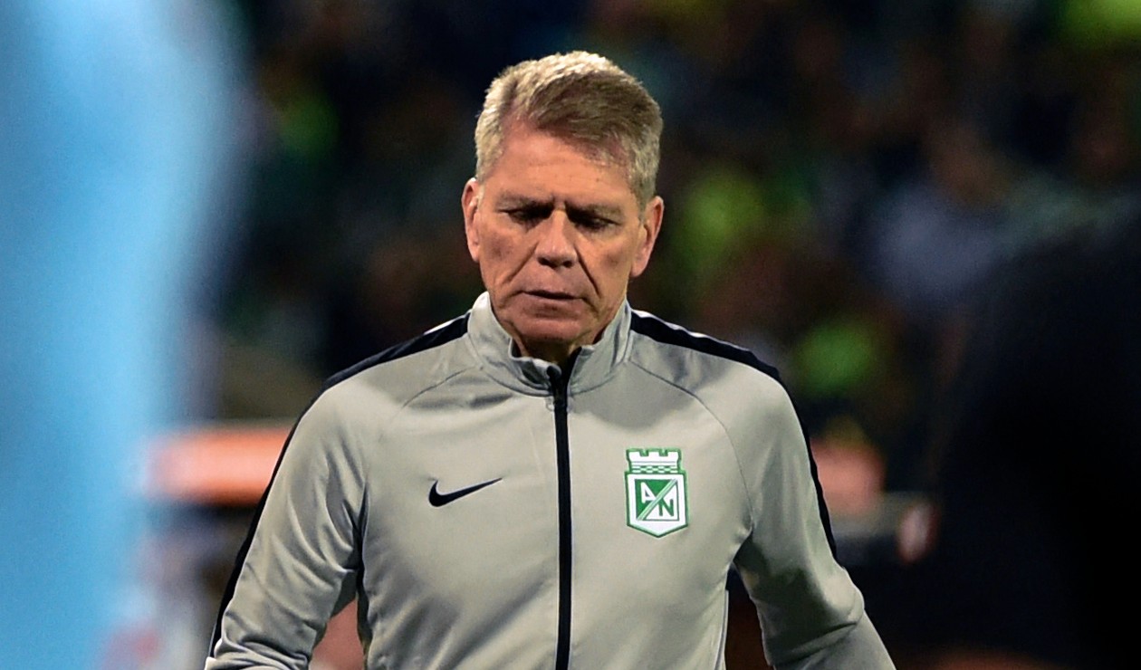 AUTUORI Y UNA MENCIÓN ESPECIAL A LOS VIAJEROS VERDOLAGAS