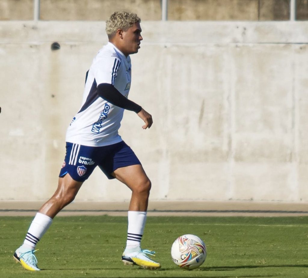 JUAN FERNANDO QUINTERO LE RESPONDIÓ AL BOLILLO