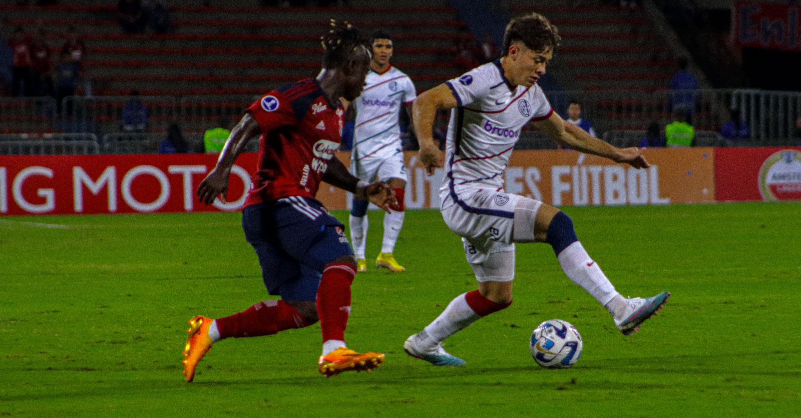 NOVEDADES PODEROSAS DE CARA AL DEBUT POR LIGA