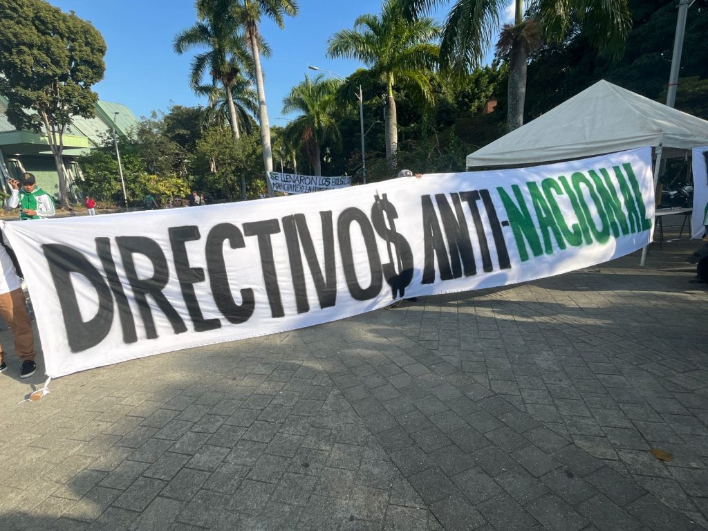 Así fue la protesta de la hinchada de Nacional