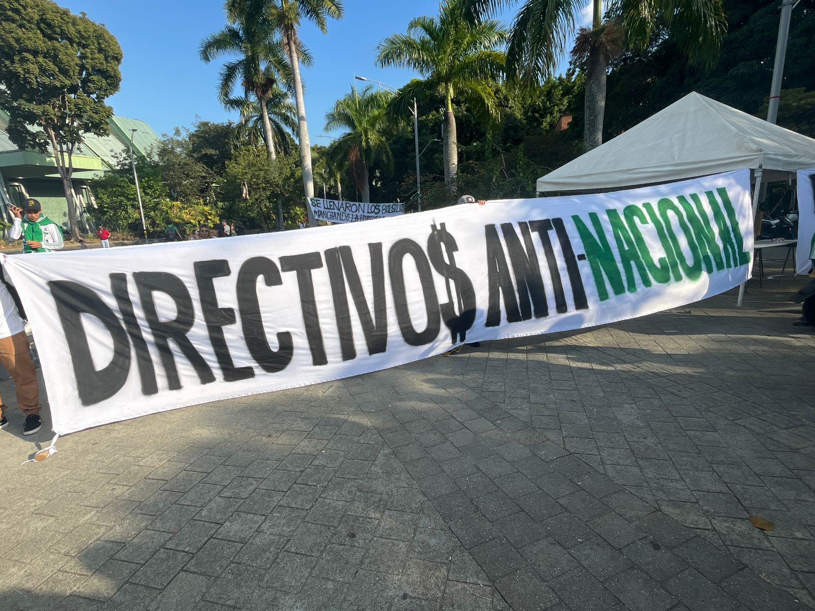 Así fue la protesta de la hinchada de Nacional