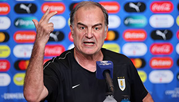 Conmebol investiga a Bielsa