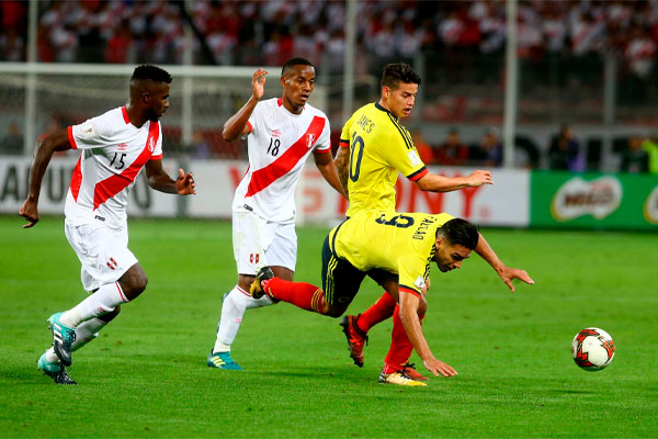 Invicto de Colombia en Perú