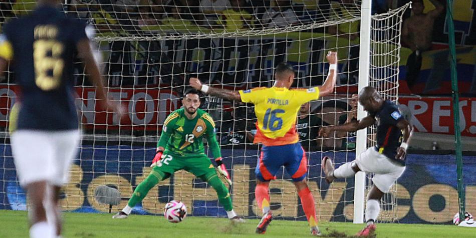 A Colombia le falló la puntería y terminó cayendo ante Ecuador en Barranquilla