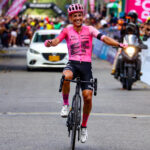 Esteban Chaves anuncia su retiro tras 16 años iluminando el ciclismo mundial