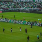 Un solo corazón verdolaga: el banderazo que recibió Nacional antes de la final