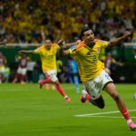 Colombia manda en el Grupo K y ya mira hacia los octavos de final