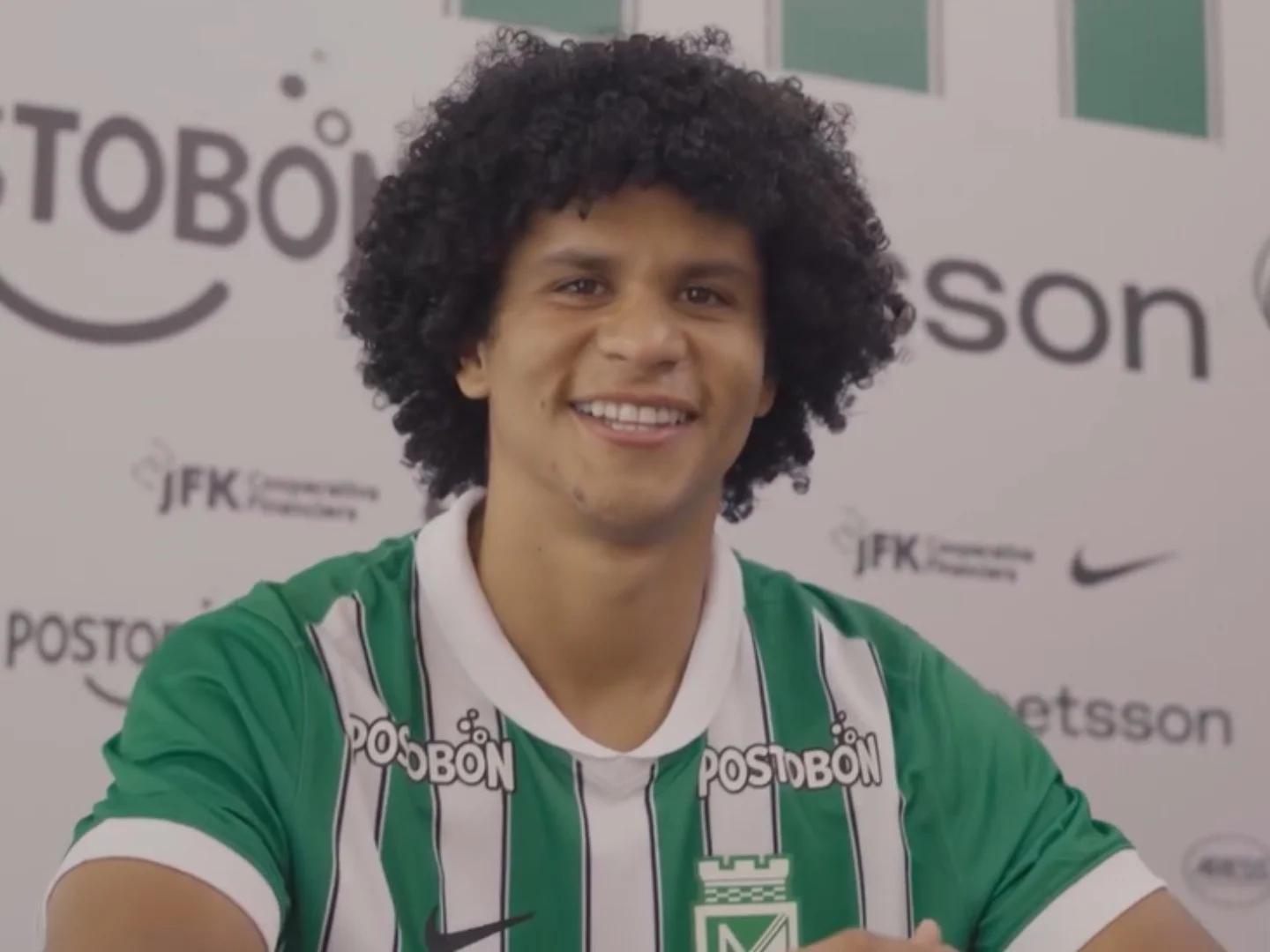Eduard Bello no se quería ir de Nacional