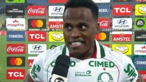 Jhon Arias explotó contra los hinchas de Fluminense: “Creo que la gente sufre de amnesia”